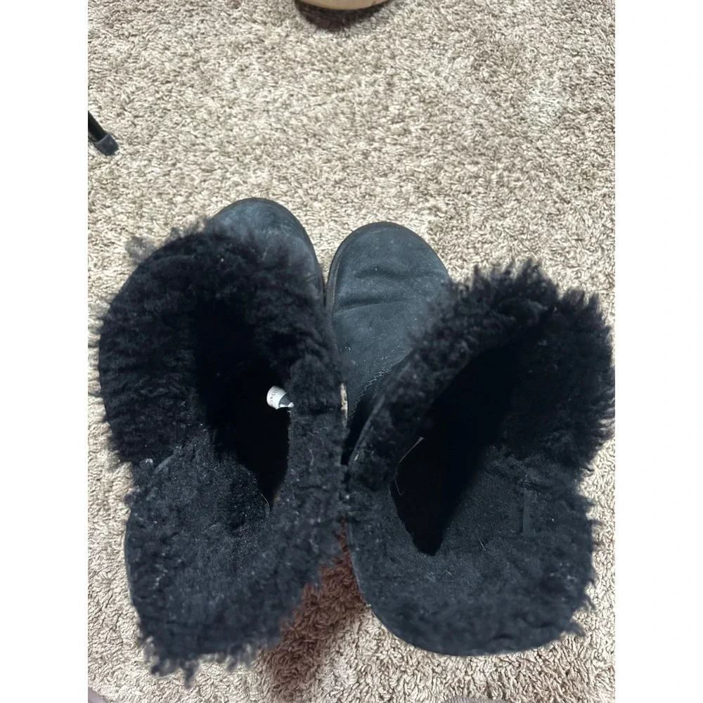 UGG Constantine Black Suede Side Lace Up‎ Sheepskin Boots Slippers Grunge Size 8